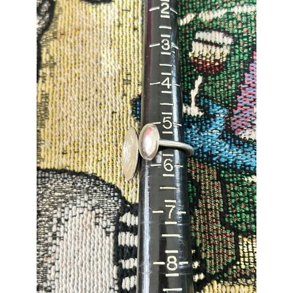 Unique Silver tone Discs Ring - Picture 4 of 4